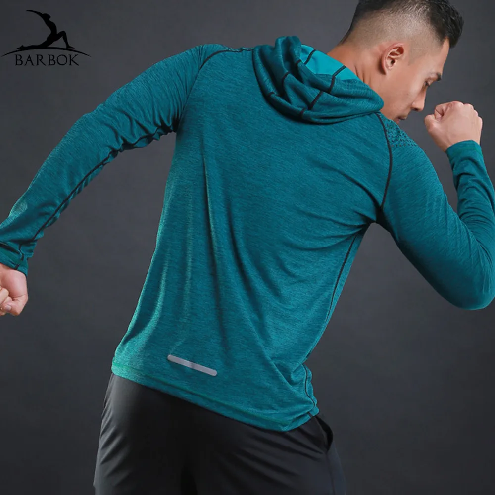 Running Gear Jacket - Nuove Giacche con Cappuccio da Corsa