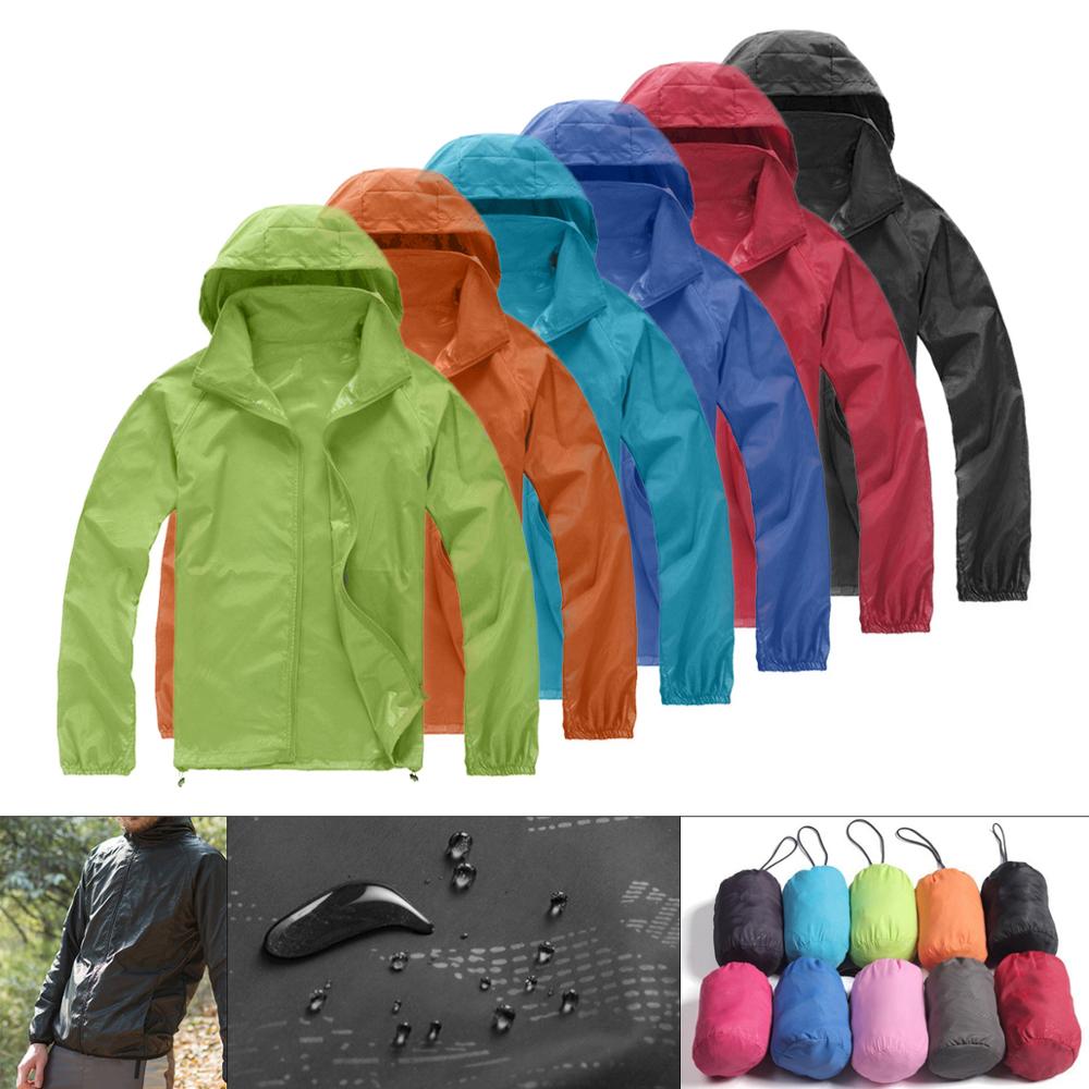 Giacca impermeabile unisex in  - Running Gear Jacket recensione e prezzo