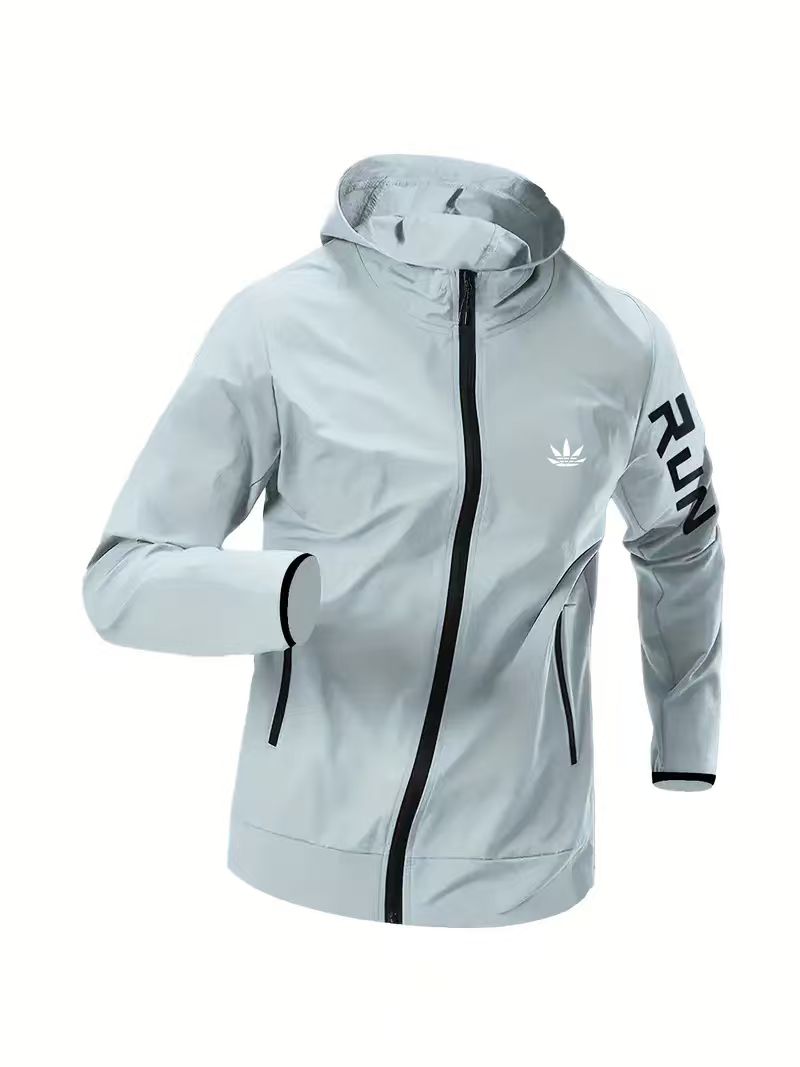 Giacca a Vento con Cappuccio d - Running Gear Jacket recensione e prezzo